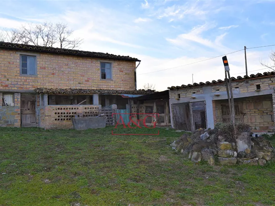 Immagine 11 di Casa indipendente in vendita  in Contrada Schito a Sarnano