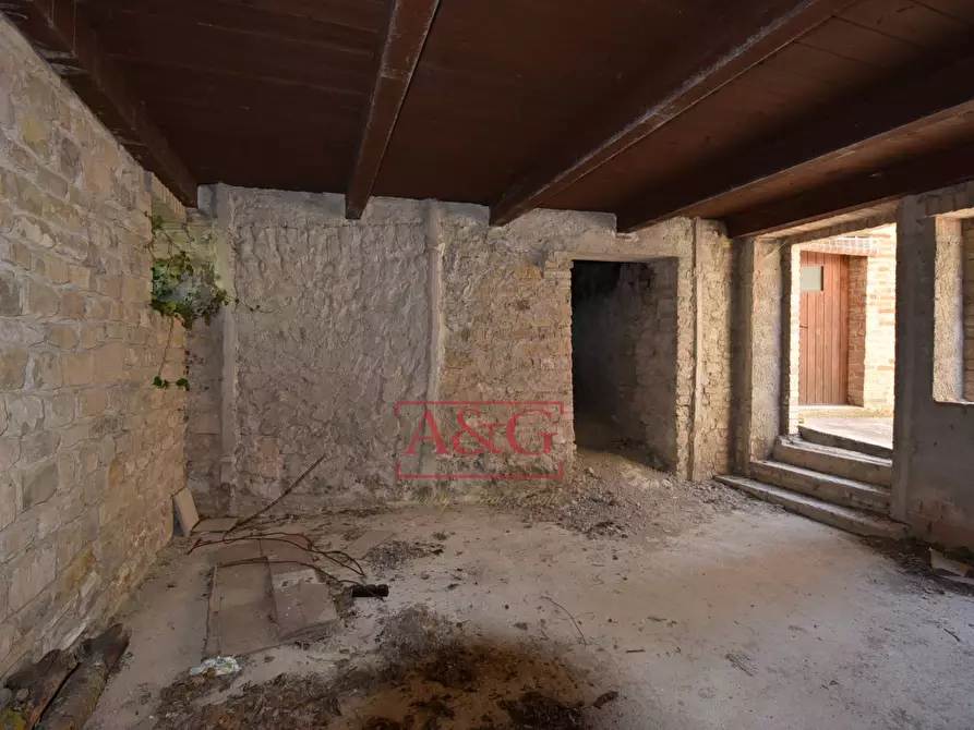 Immagine 10 di Rustico / casale in vendita  in contrada s. biagio a Montefalcone Appennino