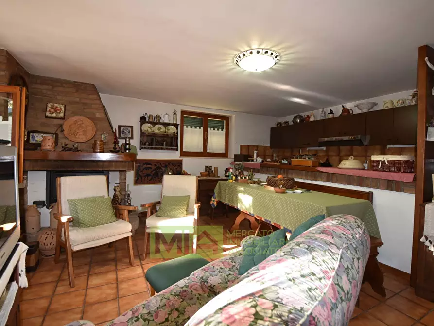 Immagine 31 di Villa in vendita  in Località Villa Rustici a Amandola