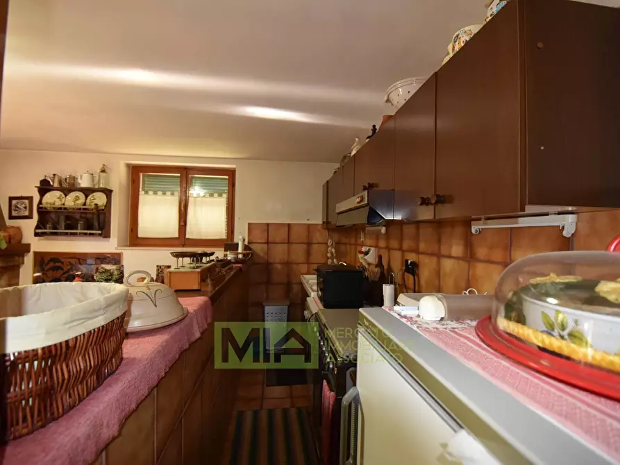 Immagine 32 di Villa in vendita  in Località Villa Rustici a Amandola