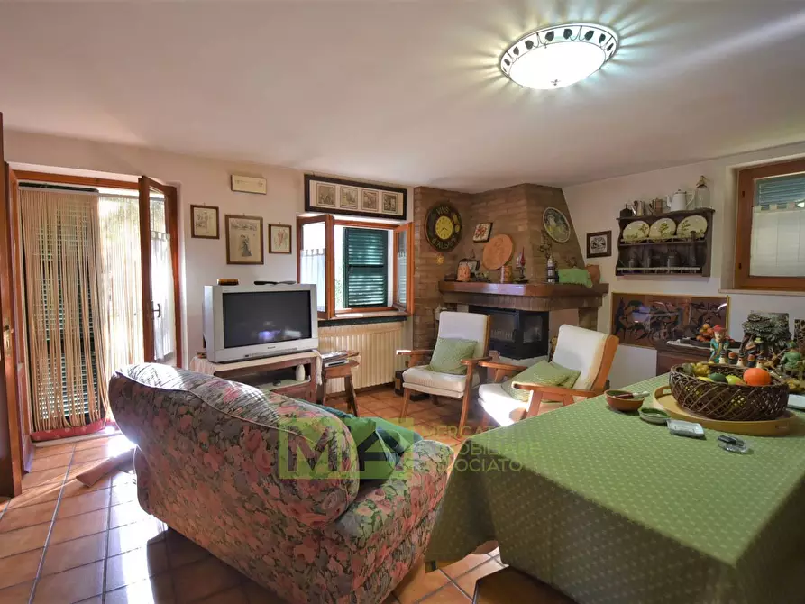 Immagine 33 di Villa in vendita  in Località Villa Rustici a Amandola