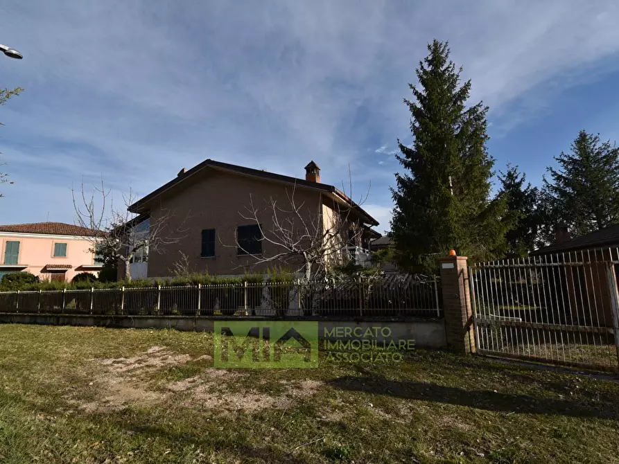 Immagine 44 di Villa in vendita  in Località Villa Rustici a Amandola