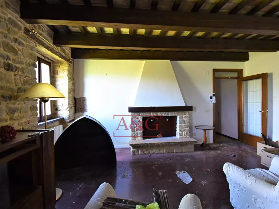 Immagine 9 di Rustico / casale in vendita  in Via Strada 58 a Gualdo