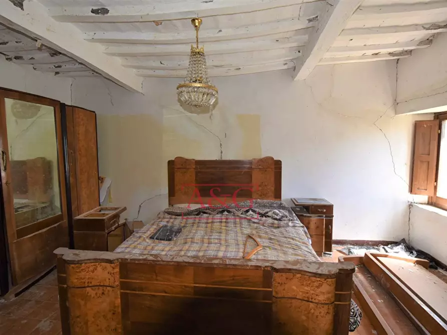 Immagine 22 di Rustico / casale in vendita  in Via Strada 58 a Gualdo