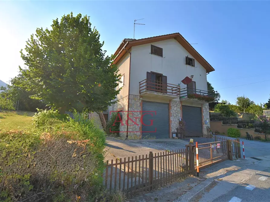 Immagine 1 di Appartamento in vendita  in Località Lanciatoio 12 a Montemonaco