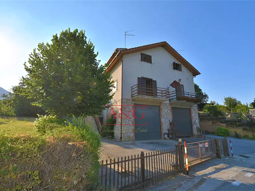 Immagine 24 di Appartamento in vendita  in Località Lanciatoio 12 a Montemonaco