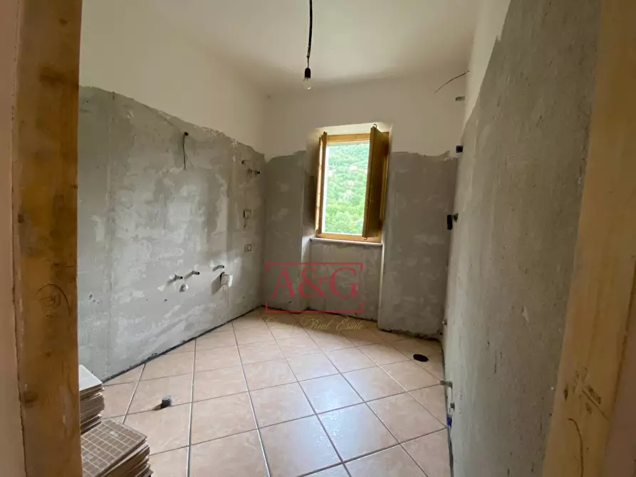 Immagine 38 di Casa indipendente in vendita  in Località Piano a Montegallo