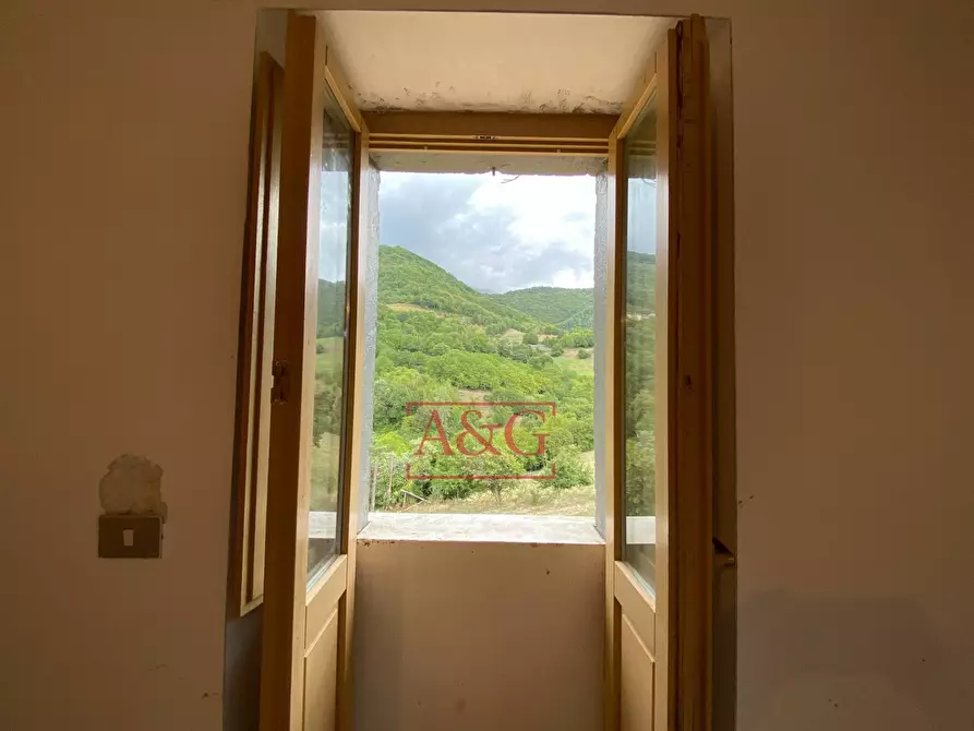 Immagine 40 di Casa indipendente in vendita  in Località Piano a Montegallo