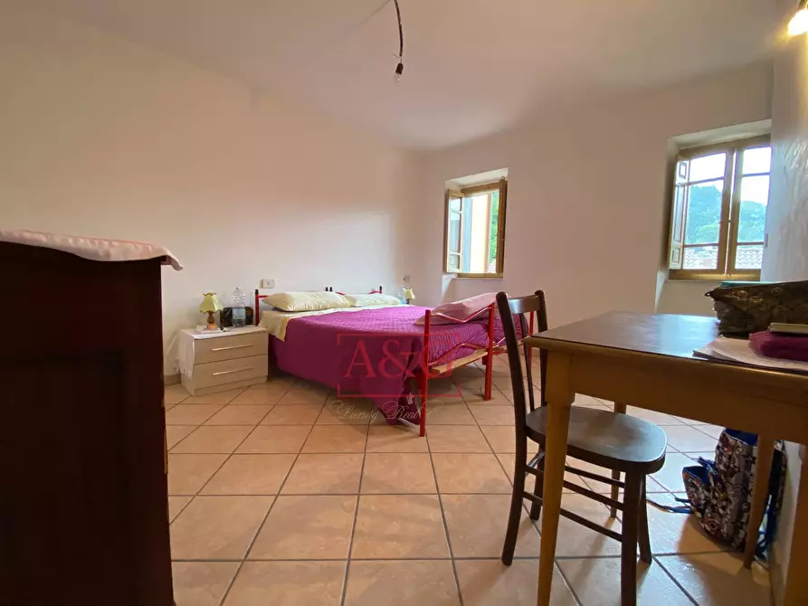 Immagine 12 di Casa indipendente in vendita  in Località Piano a Montegallo