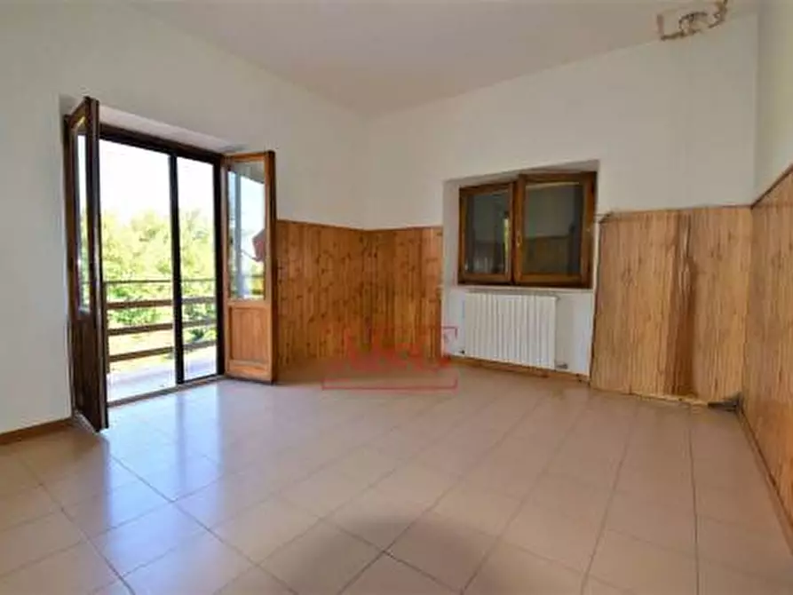 Immagine 12 di Appartamento in vendita  in Località Lanciatoio 12 a Montemonaco