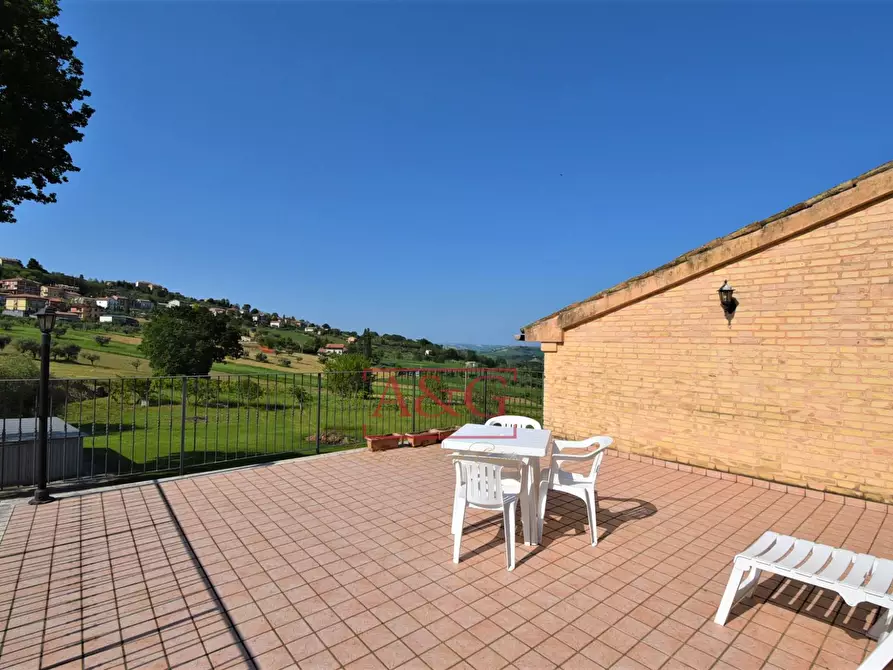 Immagine 29 di Rustico / casale in vendita  in Via Saletto 17 a Montappone