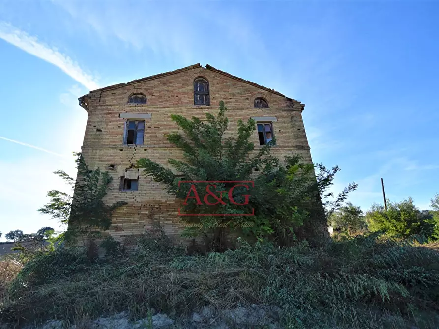 Immagine 1 di Rustico / casale in vendita  in Contrada Casale 8 a Appignano