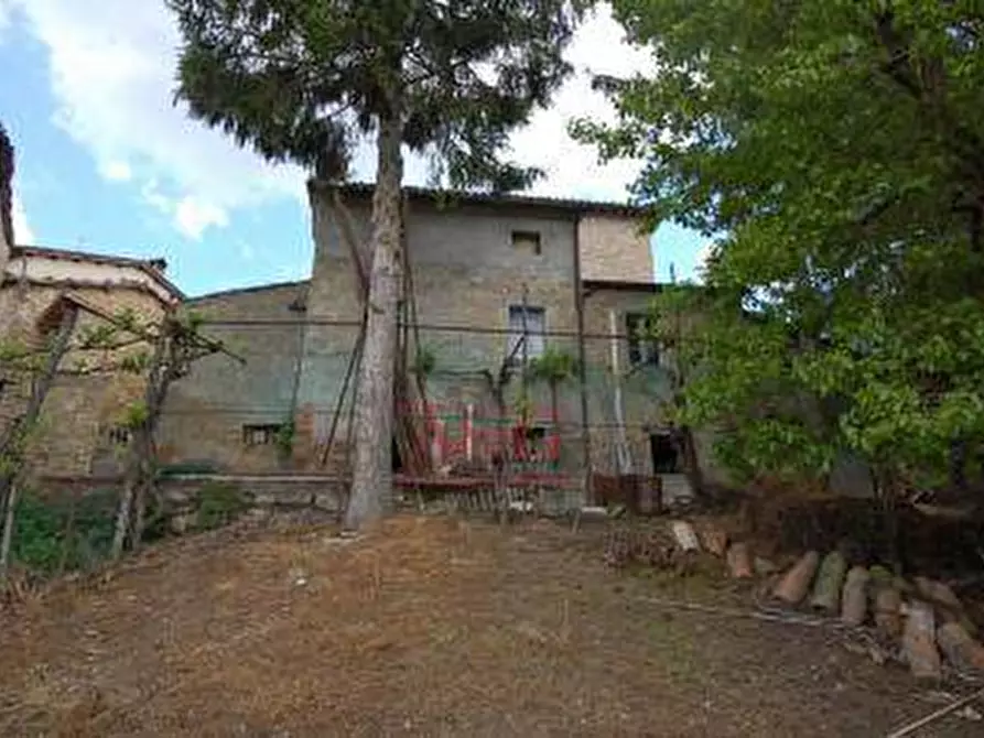 Immagine 3 di Casa indipendente in vendita  in villa salvi a Amandola