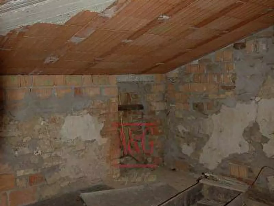 Immagine 18 di Casa indipendente in vendita  in villa salvi a Amandola