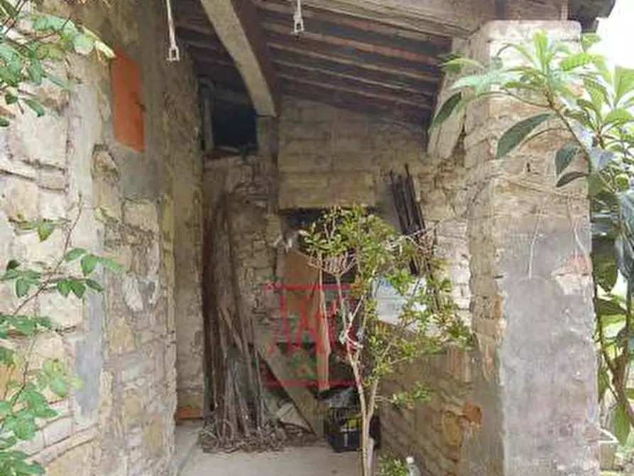 Immagine 5 di Casa indipendente in vendita  in villa salvi a Amandola