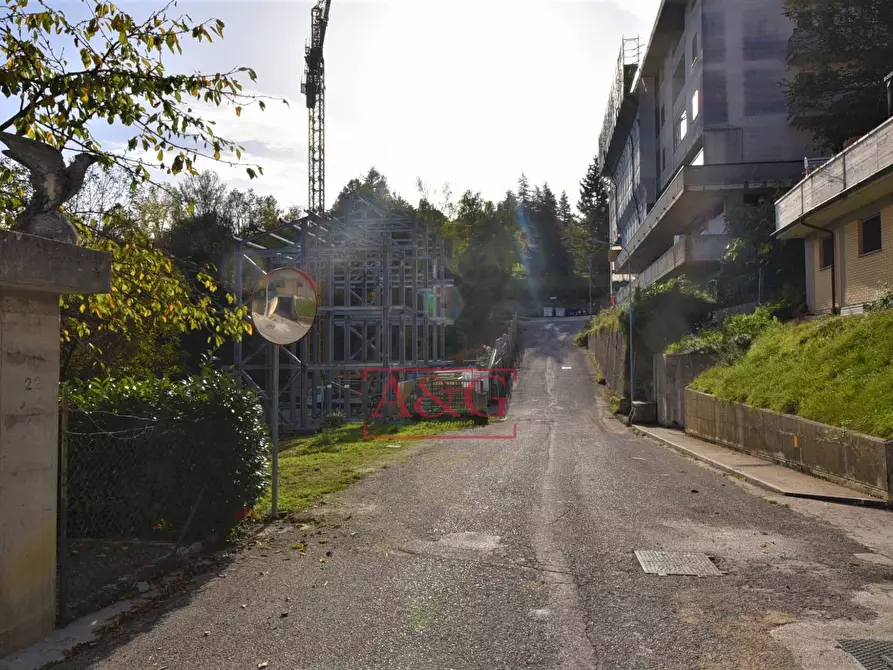 Immagine 31 di Appartamento in vendita  in Via Rio a Montefortino