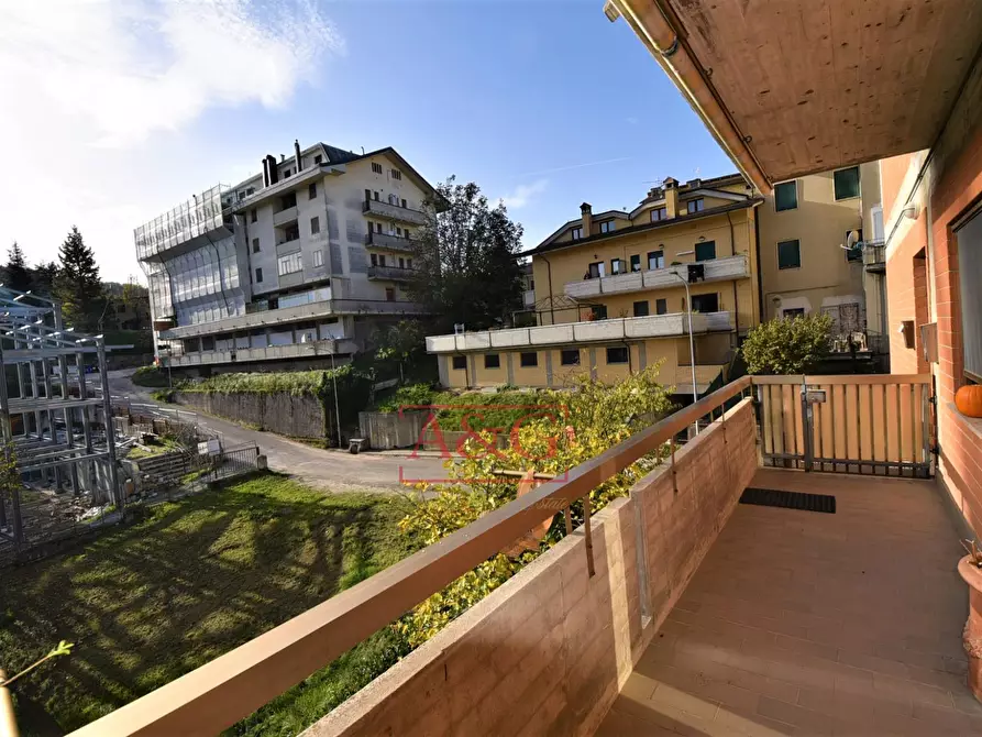 Immagine 32 di Appartamento in vendita  in Via Rio a Montefortino