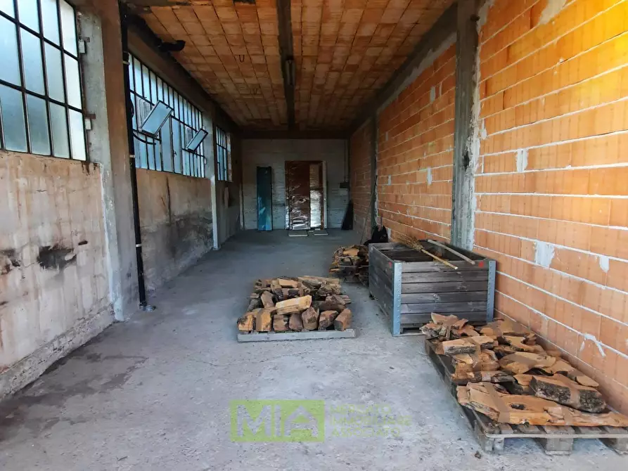 Immagine 6 di Box auto in affitto  in via Magellano a Altidona