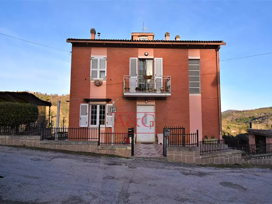Immagine 1 di Appartamento in vendita  in Contrada Cardagnano 319/C a Sarnano