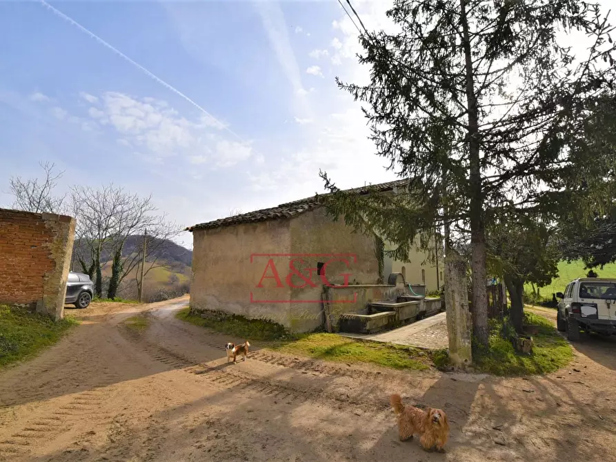 Immagine 30 di Casa indipendente in vendita  in Località Villa Cese a Amandola