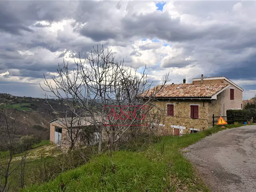 Immagine 1 di Rustico / casale in vendita  in VIA BARCHETTA snc a Monte San Martino