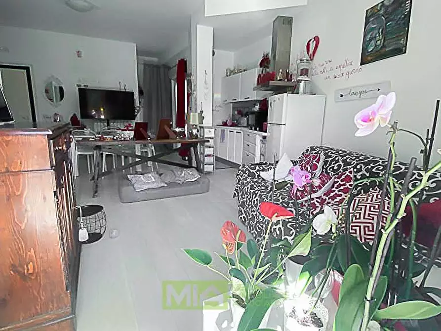 Immagine 1 di Appartamento in vendita  in Via Campo Sportivo 27 a Comunanza