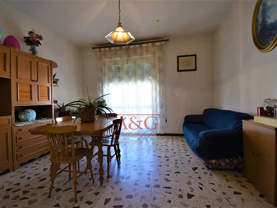 Immagine 3 di Appartamento in vendita  in Via Campo Sportivo a Comunanza