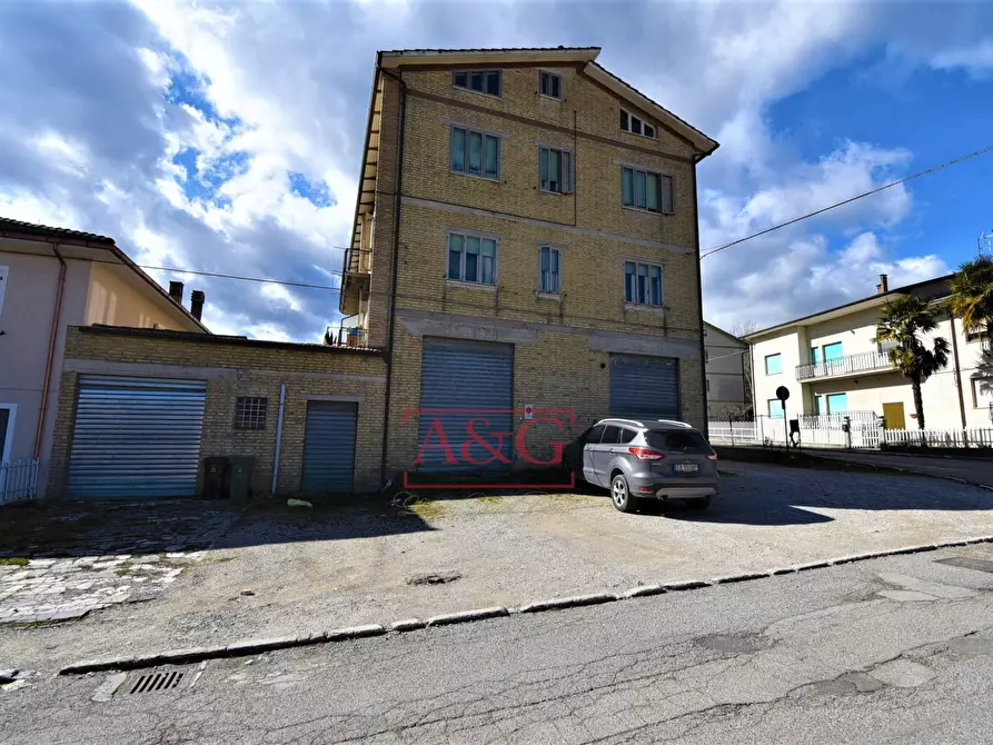 Immagine 27 di Appartamento in vendita  in Via Campo Sportivo a Comunanza