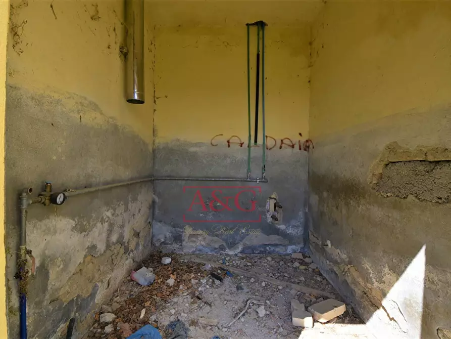 Immagine 15 di Rustico / casale in vendita  in montefalcone a Montefalcone Appennino