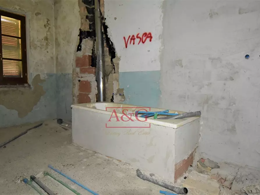 Immagine 25 di Rustico / casale in vendita  in montefalcone a Montefalcone Appennino