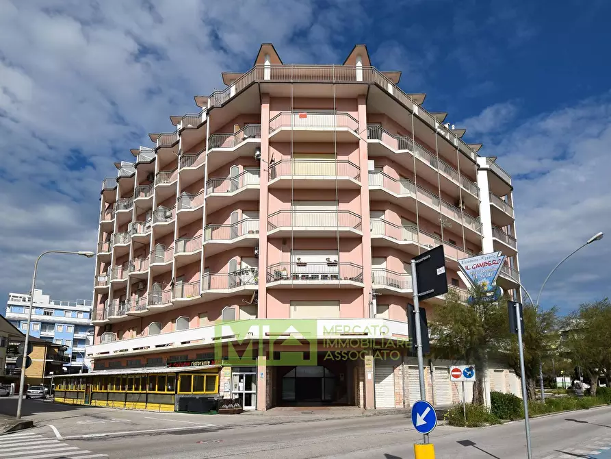 Immagine 1 di Appartamento in vendita  in Lungomare Gramsci 449 a Porto San Giorgio