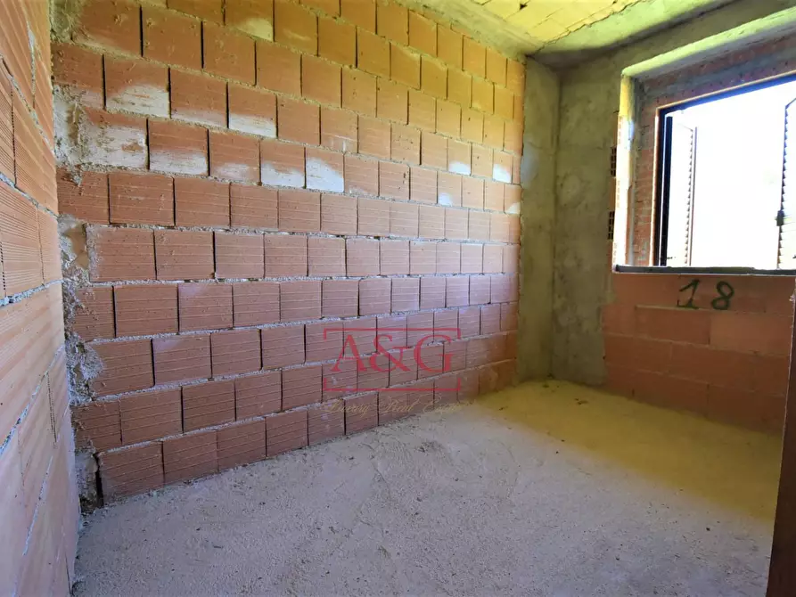 Immagine 25 di Villa in vendita  in Via Della Pace a Falerone