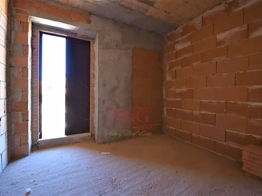 Immagine 26 di Villa in vendita  in Via Della Pace a Falerone