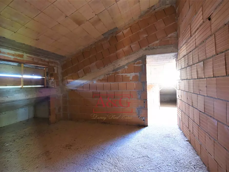 Immagine 30 di Villa in vendita  in Via Della Pace a Falerone