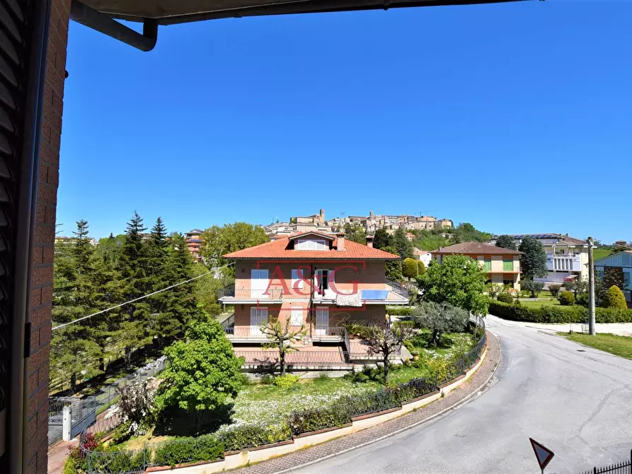 Immagine 34 di Villa in vendita  in Via Della Pace a Falerone