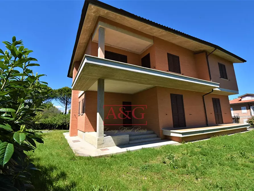 Immagine 38 di Villa in vendita  in Via Della Pace a Falerone