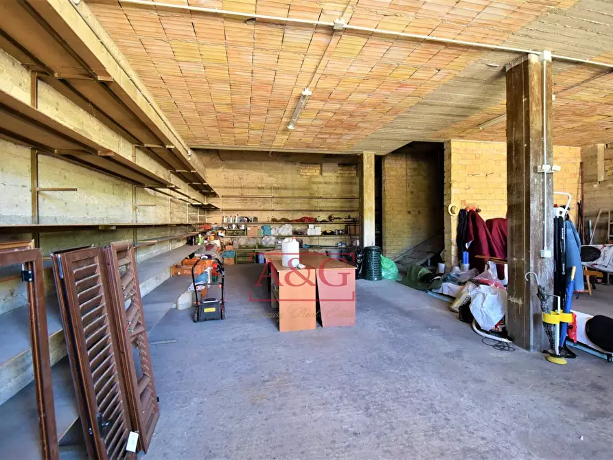 Immagine 44 di Villa in vendita  in Via Della Pace a Falerone