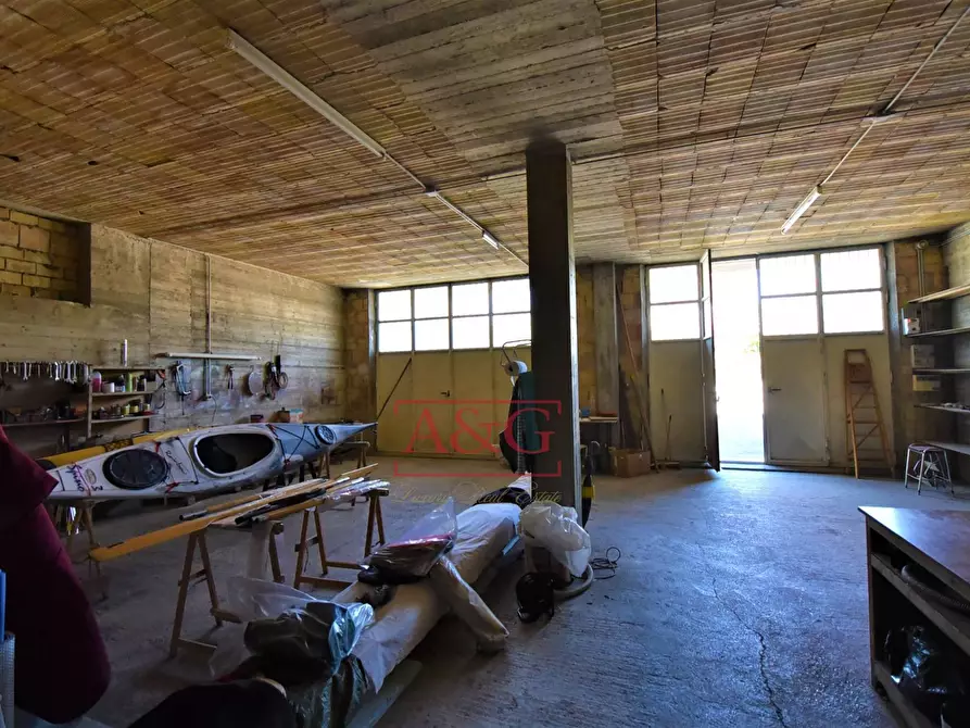 Immagine 48 di Villa in vendita  in Via Della Pace a Falerone