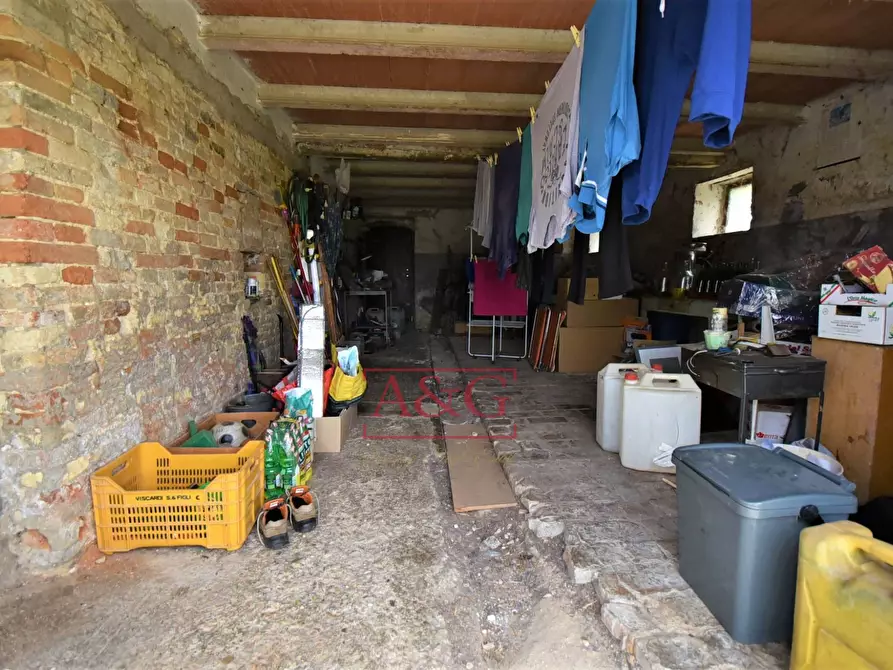 Immagine 38 di Rustico / casale in vendita  in Contrada Rio del Bove 1 a Torre San Patrizio