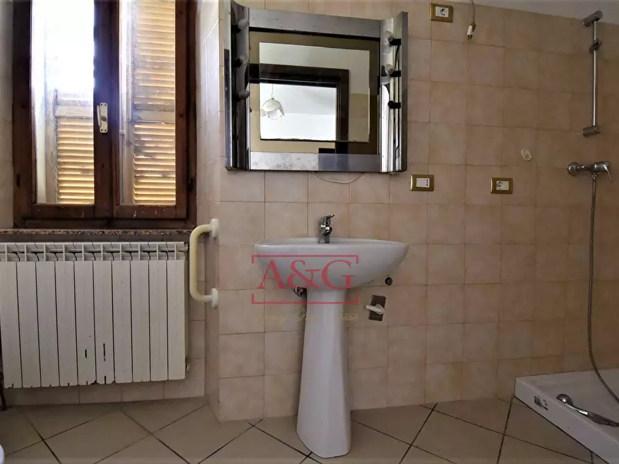 Immagine 21 di Rustico / casale in vendita  in Contrada San Giovanni 10 a Smerillo