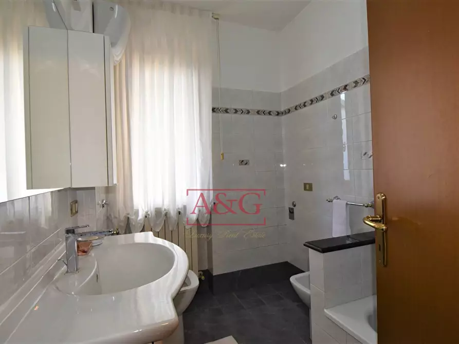 Immagine 14 di Appartamento in vendita  in Via Roma 4 a Amandola