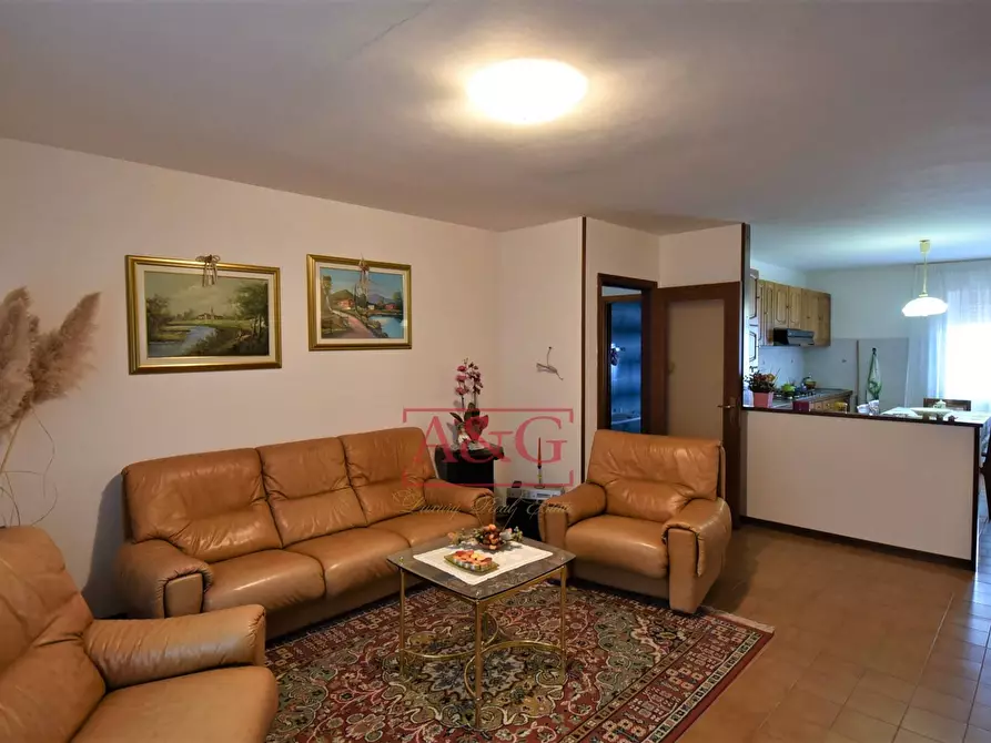 Immagine 37 di Casa indipendente in vendita  in Contrada Morrone a Belforte Del Chienti