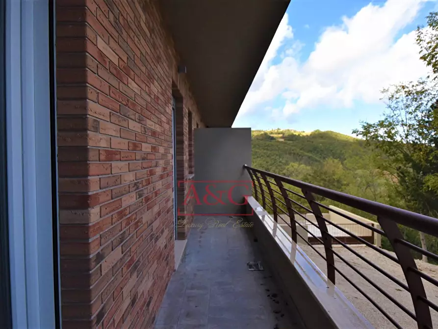 Immagine 5 di Appartamento in vendita  in Via Domenico Sbarra a Montefortino