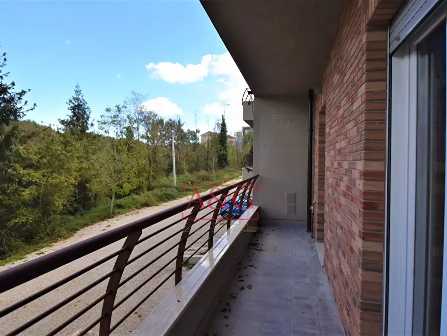 Immagine 6 di Appartamento in vendita  in Via Domenico Sbarra a Montefortino