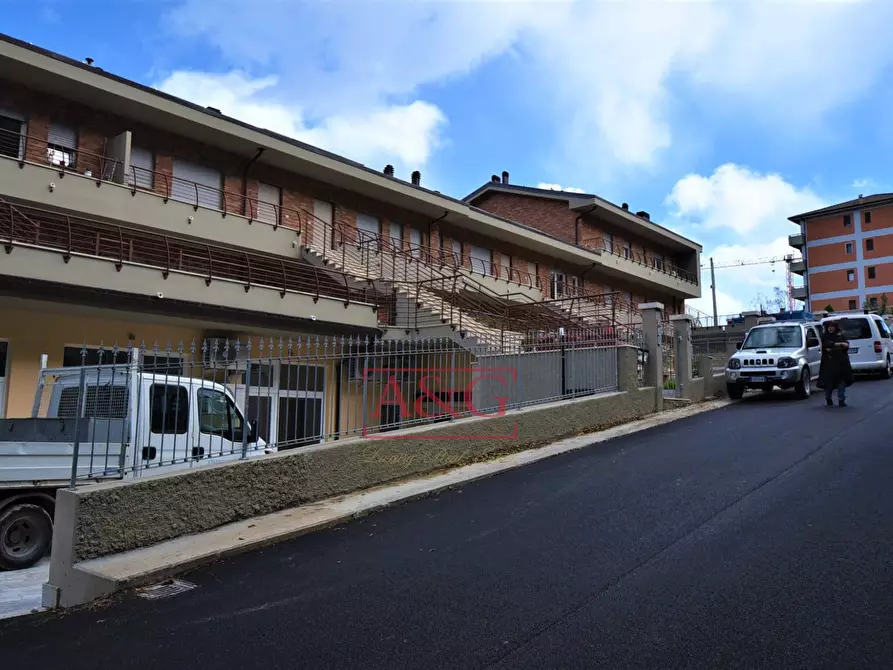 Immagine 21 di Appartamento in vendita  in Via Domenico Sbarra a Montefortino