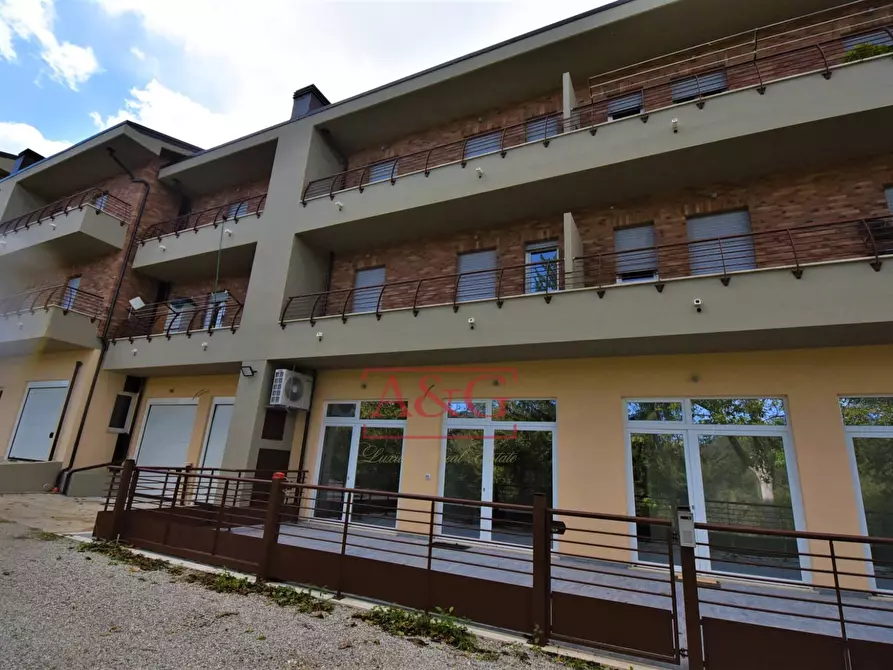 Immagine 24 di Appartamento in vendita  in Via Domenico Sbarra a Montefortino