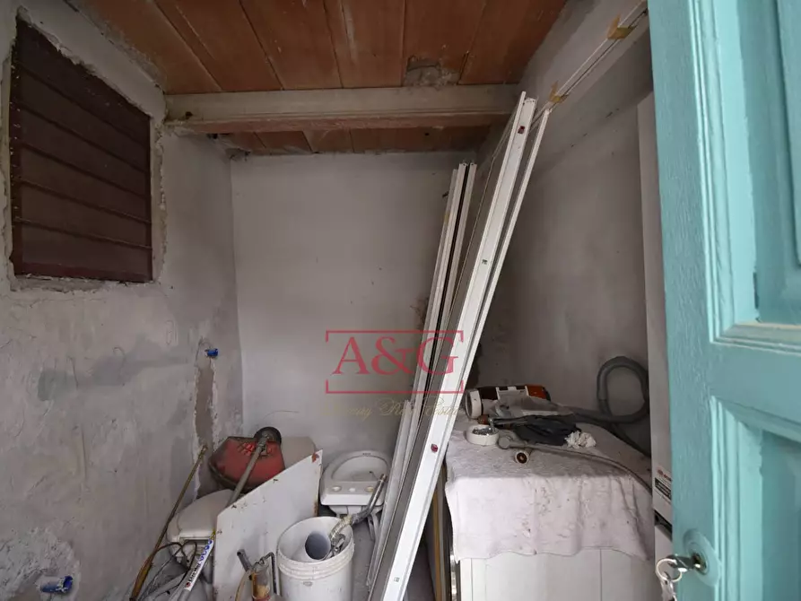 Immagine 36 di Casa indipendente in vendita  in Contrada Schito a Sarnano