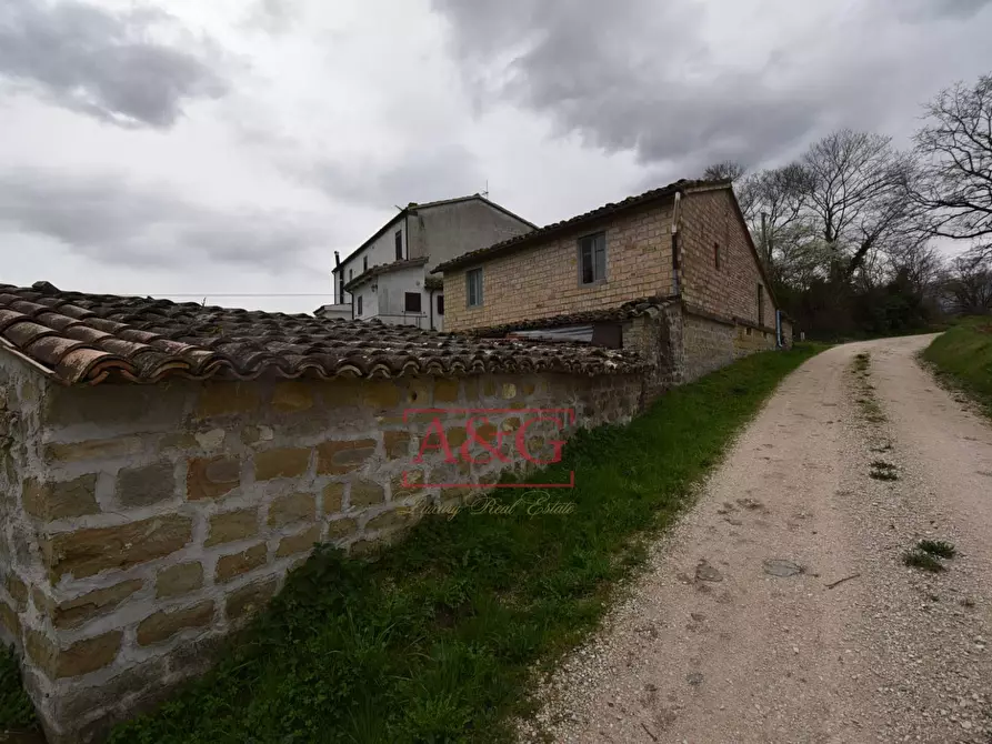 Immagine 41 di Casa indipendente in vendita  in Contrada Schito a Sarnano