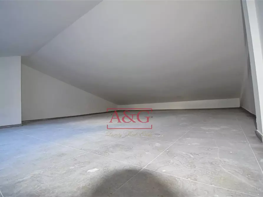 Immagine 26 di Villetta a schiera in vendita  in Via Domenico Sbarra 70 a Montefortino