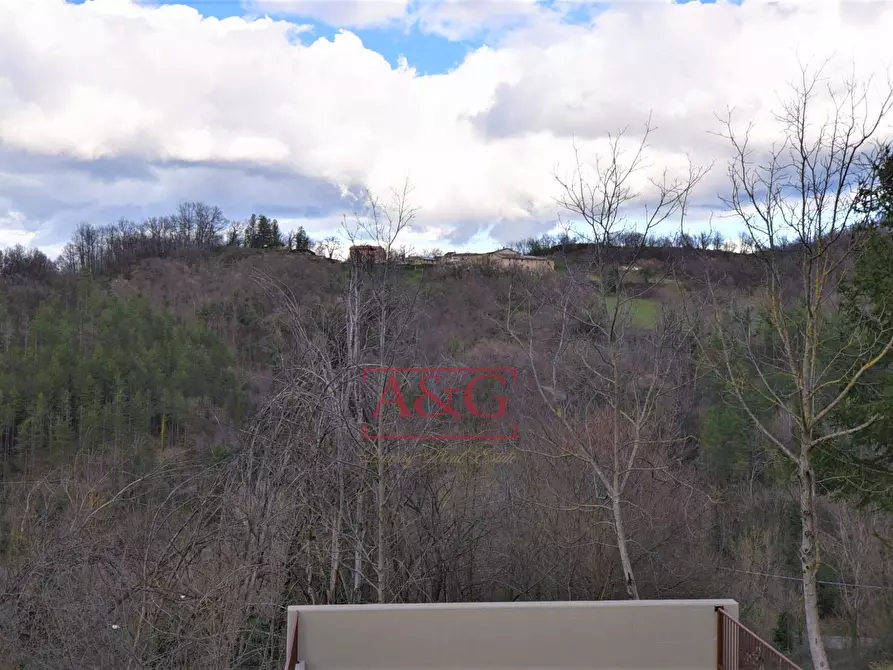 Immagine 37 di Villetta a schiera in vendita  in Via Domenico Sbarra 70 a Montefortino